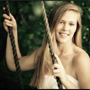 Meet your Posher, Brooke